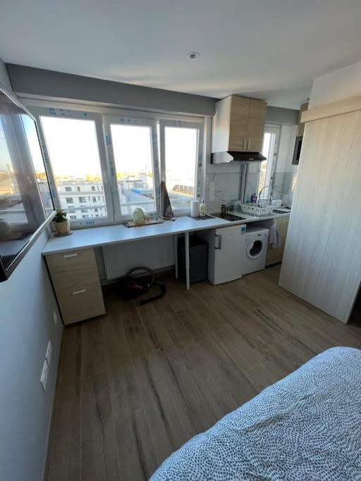 Super Studio En Face De La Gare De Mulhouse Apartment Bagian luar foto