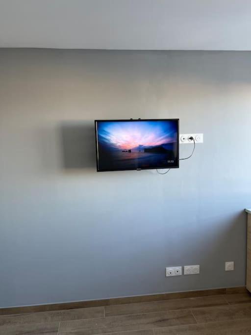 Super Studio En Face De La Gare De Mulhouse Apartment Bagian luar foto